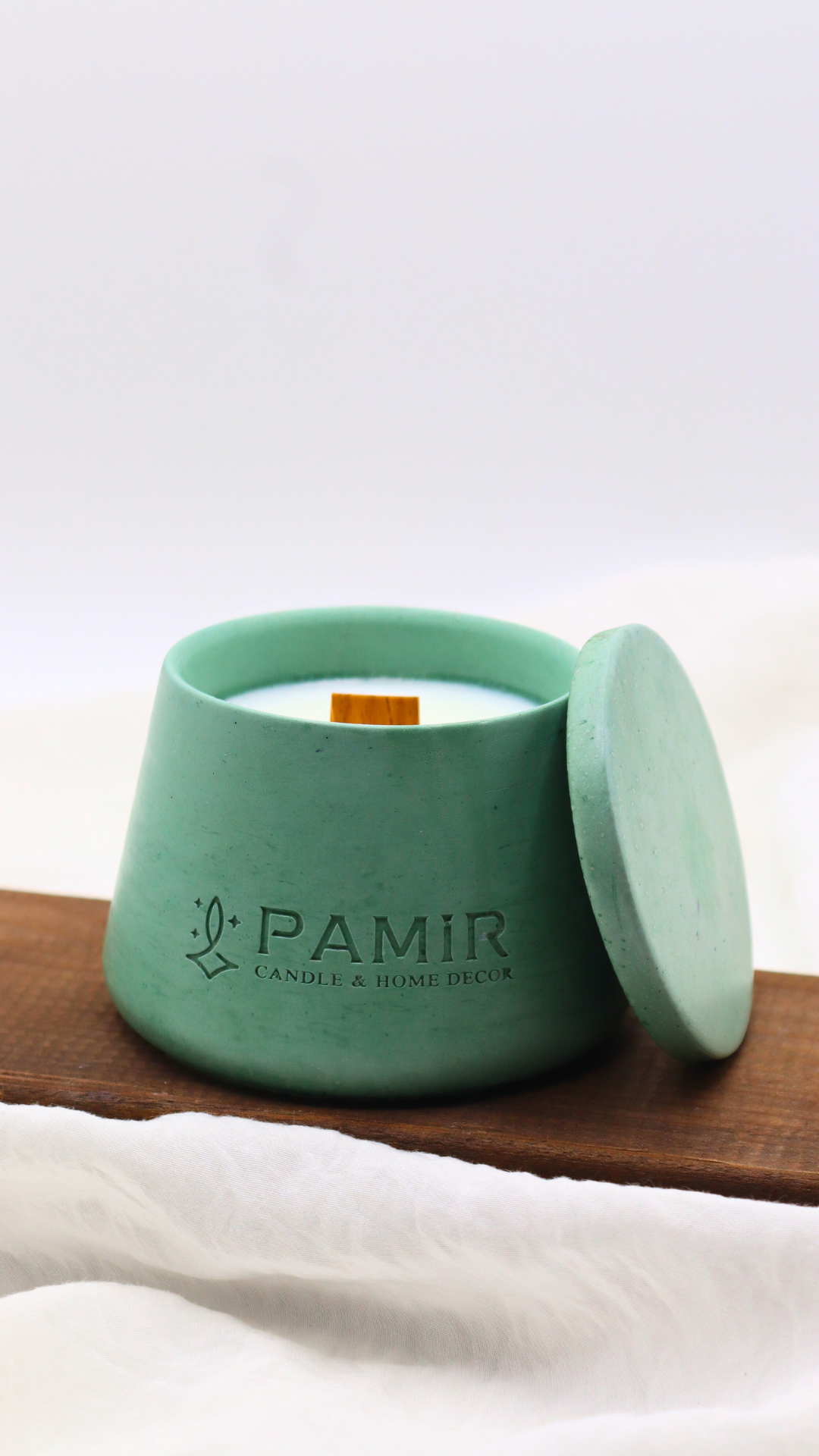 Pamir Modern Kapaklı Taş Mum Koleksiyonu: Estetik Tasarım ve Doğal Renklerin Buluşması