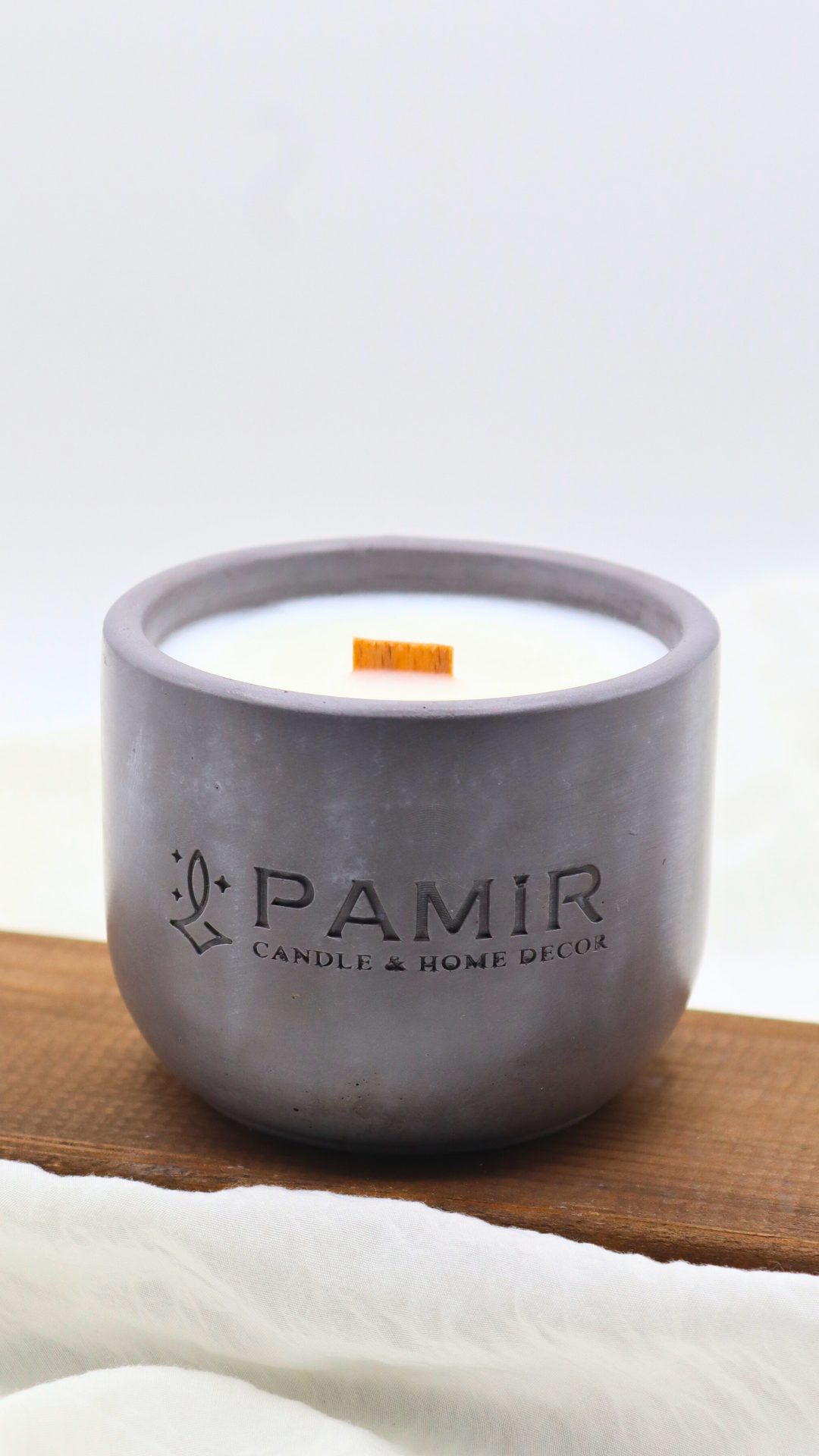 Pamir Modern Saksı Taş Mum Koleksiyonu: Estetik Tasarım ve Doğal Renklerin Buluşması